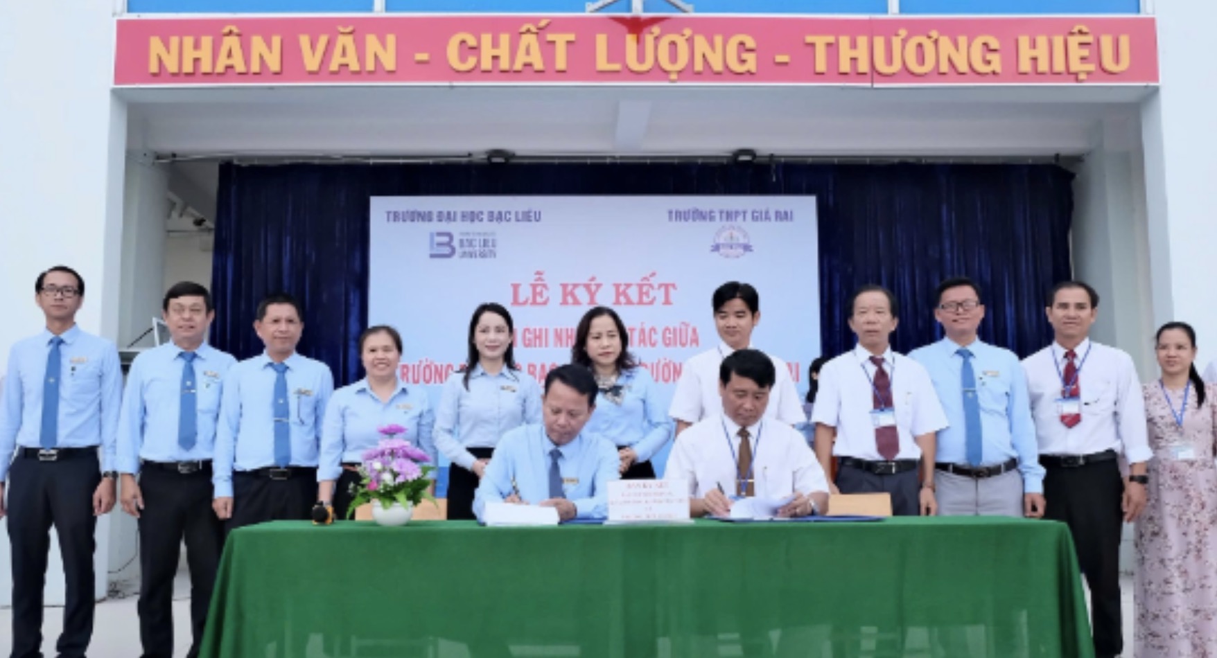 Trường Đại học Bạc Liêu ký kết Bản ghi nhớ hợp tác với trường THPT Gía Rai